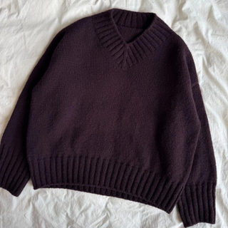 PetiteKnit - Hannah Sweater V-Neck