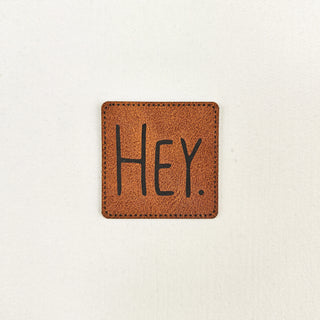 Naailabel - hey - lederlook