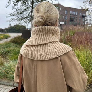 PetiteKnit - November Neck