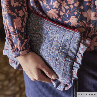 Popeline - fijne bloemen - blauw - Katia Fabrics