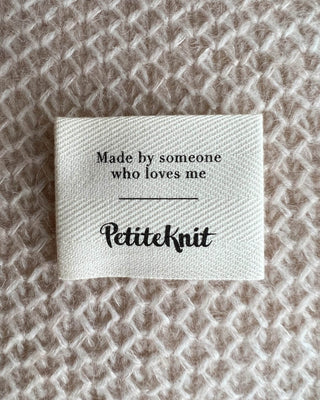 Naailabel - Made by someone who loves me - PetiteKnit