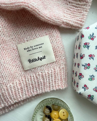 Naailabel - Made by someone who loves me - PetiteKnit